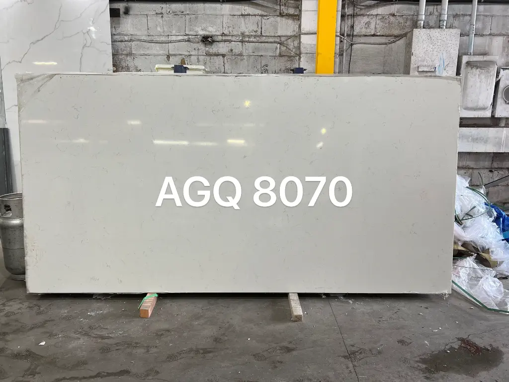 AGQ8070.webp